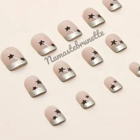 2/$16 Stars French Manicure Press On Nails - Picture 5 of 13